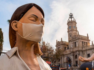 Los falleros explotan y amenazan con protestas si la administración no reduce las restricciones en los casales