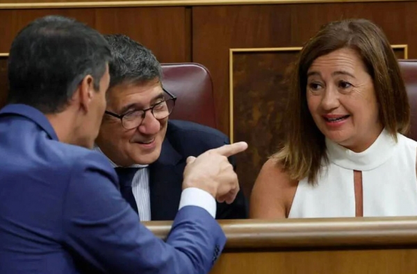 TVE monta un reportaje para llamar catalán al valenciano y arde más la polémica