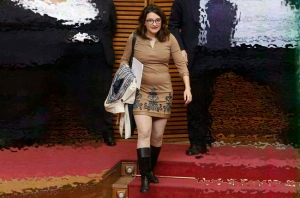 Mónica Oltra ve en Podemos y Esquerra Unida una oportunidad para llegar a la presidencia de la Generalitat