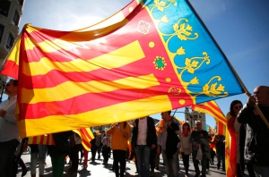 Valéncia recupera su procesión cívica del 9 d’Octubre